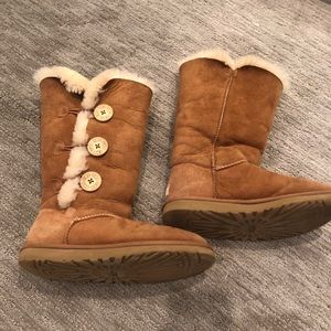 Button Tan Ugg Boots